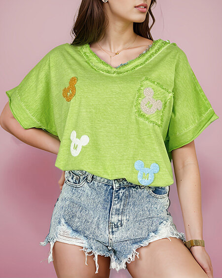 Royalfashion Damski t-shirt z naszywkami