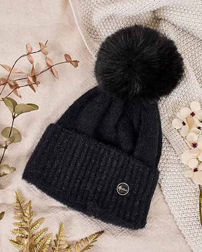 Royalfashion Damska czapka z pomponem