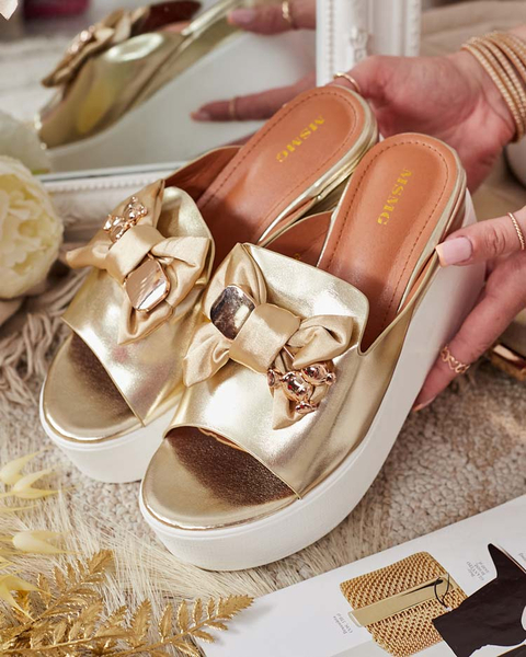 Royalfashion Damskie klapki na koturnie Dalimes