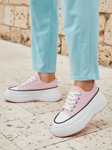 Royalfashion Trampki damskie na platformie Beemes