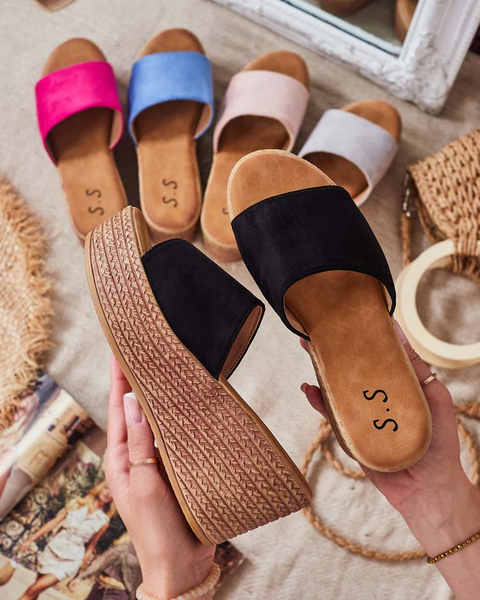 Royalfashion Damskie klapki na koturnie Albavia