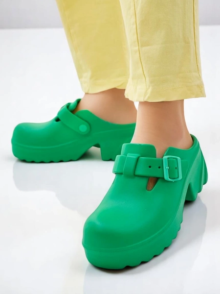 Royalfashion Damskie gumowe klapki na obcasie Voxones