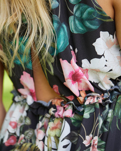 чорний || темно-зелений