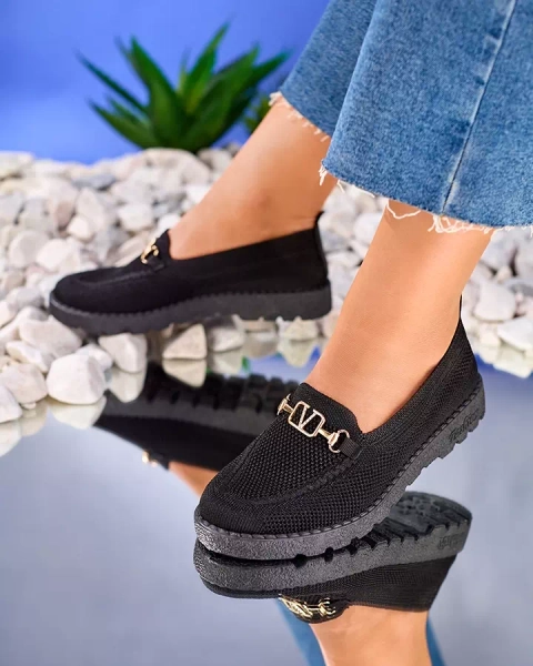 Royalfashion Czarne damskie materiałowe mokasyny ze złotą ozdobą Ertica