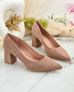 коричневий