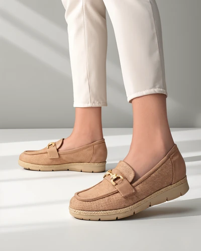 Royalfashion Damskie półbuty z ozdobą na  nosku Fifon