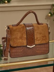 коричневий