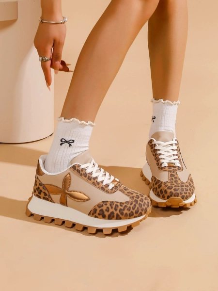 Royalfashion Sportowe sneakersy damskie na grubszej podeszwie Aloqa