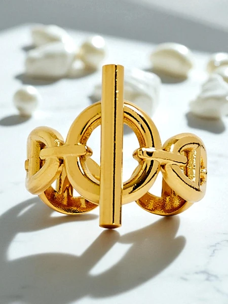 Bransoletka obręcz Dolce Vita z ozdobnymi charmsami