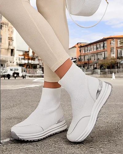 Royalfashion Sportowe wysokie sneakersy damskie Wisoi