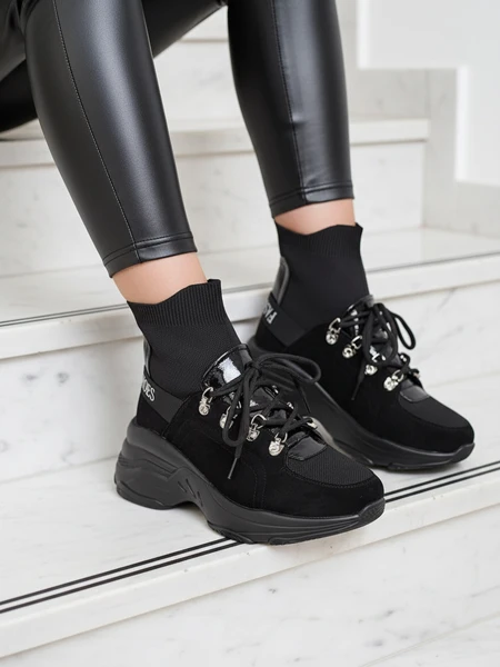 Royalfashion Czarne sneakersy damskie z ociepleniem Aleppo