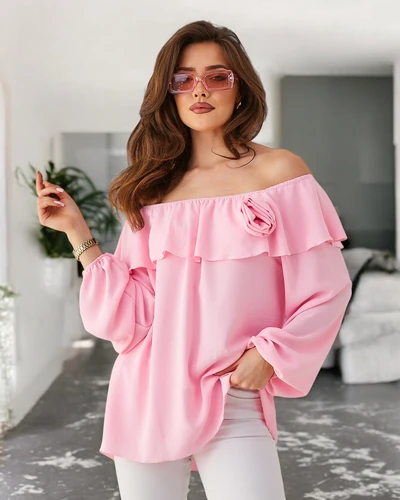 Royalfashion Жіночий блузон з відкритими плечима та рюшами і квітами