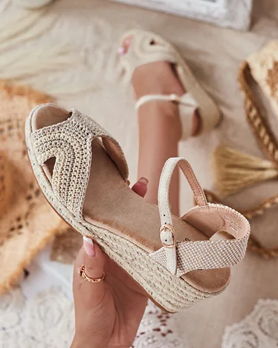 Royalfashion Sandałki na koturnie Bomiz