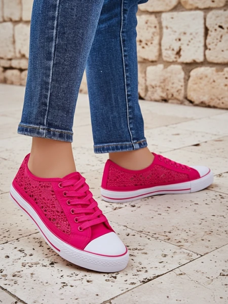 Damskie trampki Callista Fuksja - lekka tkanina, płaska podeszwa 2,5 cm