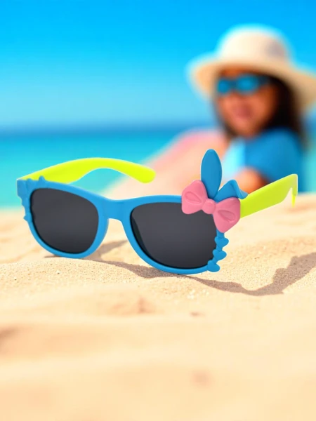 Royalfashion Okulary przeciwsłoneczne dziecięce z ozdobami Bunny Shine