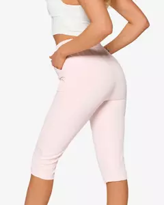 Світло-рожевий || рожевий