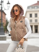 світло-коричневий