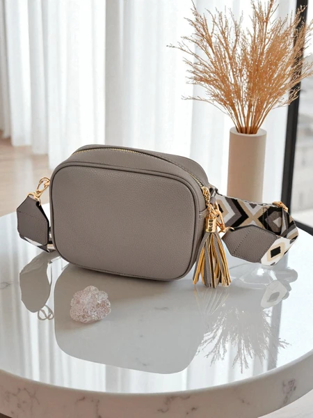 Royalfashion Mała damska torebka z eko skóry z kolorowym paskiem Kovi Lace