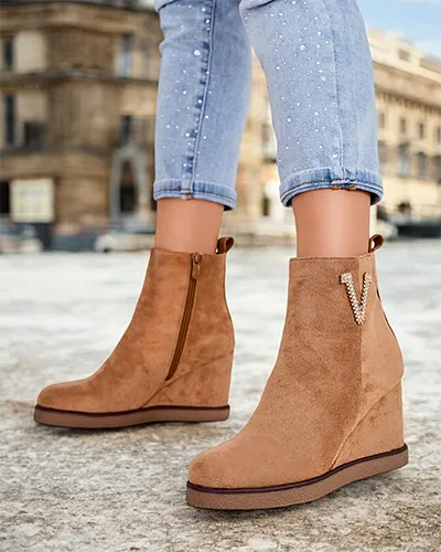 Royalfashion Botki damskie na koturnie Nerias