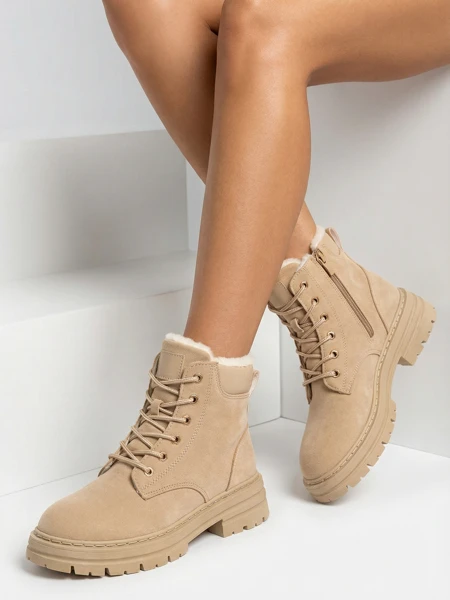 Royalfashion Jasnobrązowe damskie ocieplane botki typu trapery Radoras