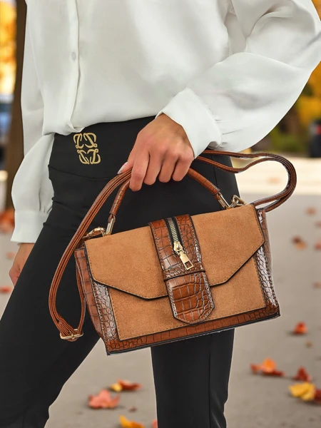 Royalfashion Lakierowana mała damska torebka z eko skóry ShineTrace Tote