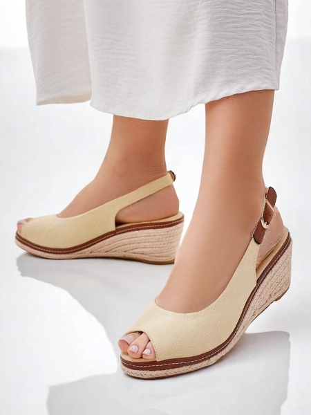 Royalfashion Damskie sandały na koturnie bez palca Tafenis