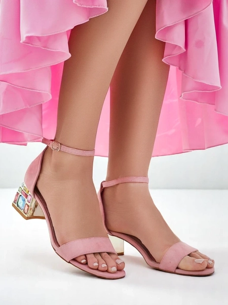 Royalfashion Жіночі сандалі з декоративним підбором Ballou