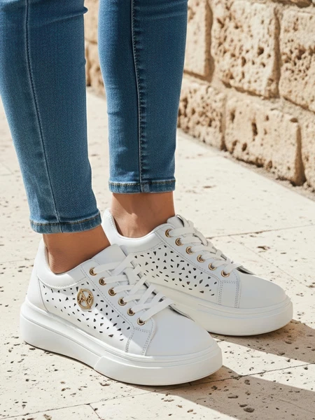 Damskie sneakersy Calista Bianco z eko skóry, ażurowe, wiosenne 4,5 cm