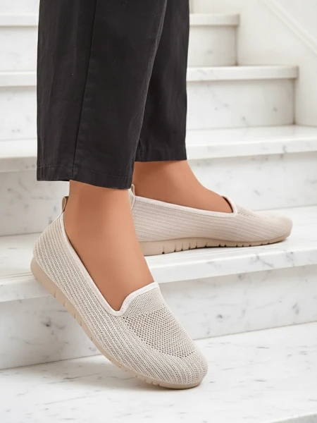 Moda Bella Beżowe Buty Damskie na Płaskim Obcasie