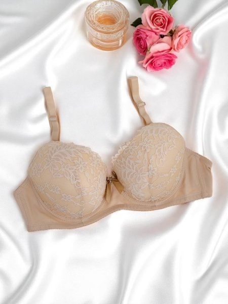 Royalfashion Damski usztywniany biustonosz z koronką Elegance Lace