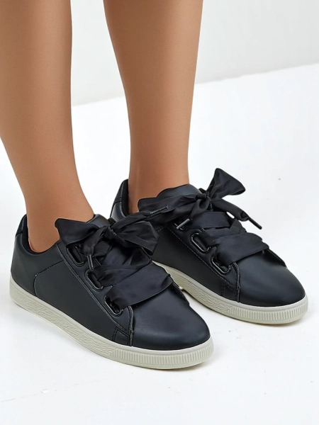 Royalfashion Damskie eko skórzane trampki z ozdobnymi sznurówkami Etti