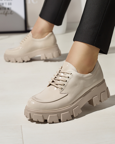 Бежеві жіночі туфлі на рельєфній підошві Ginara