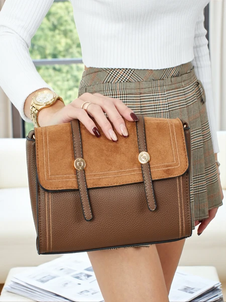 Mała damska torebka z eko skóryElore