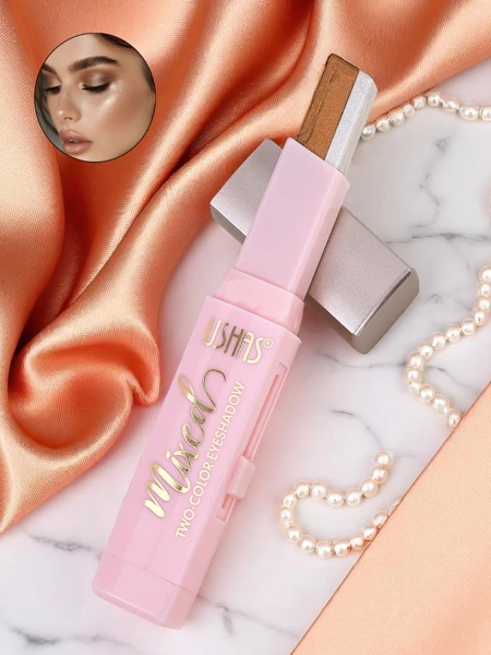 Błyszczący cień do powiek w sztyfcie Power of Imagination