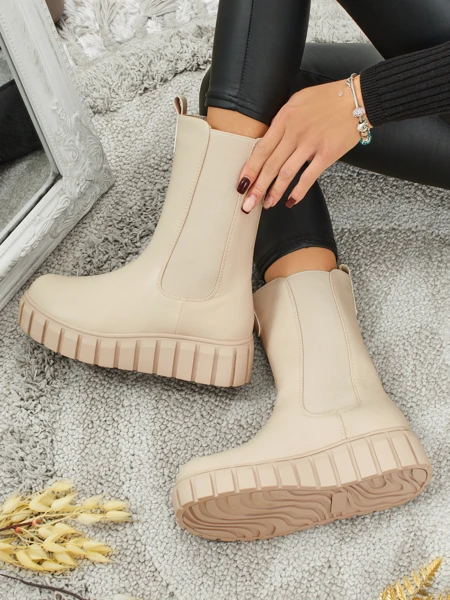 Wyższe botki damskie eko skórzane Livora