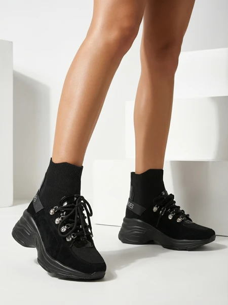 Royalfashion Czarne sneakersy damskie z ociepleniem Aleppo