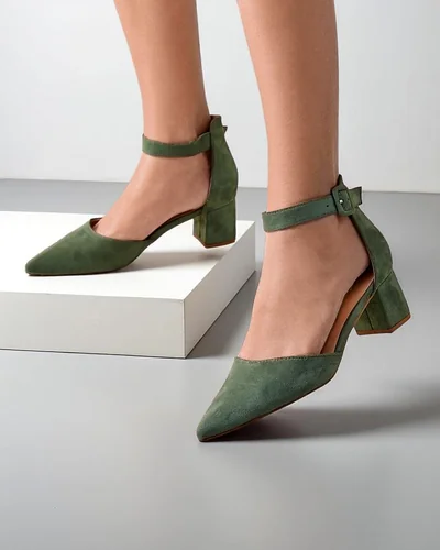 Royalfashion Czółenka damskie na niskim słupku Celle