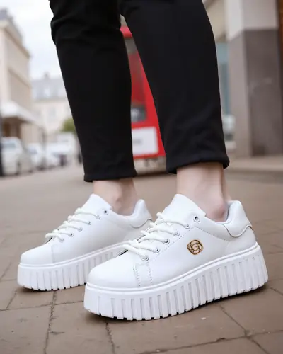 Royalfashion Sportowe sneakersy damskie na platformie Zolio