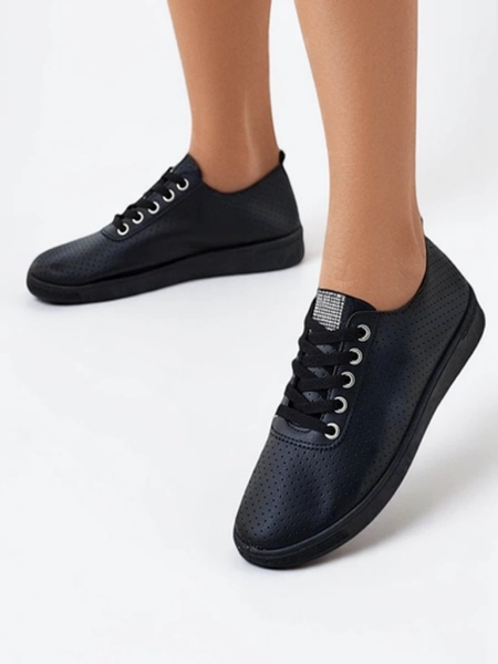 Royalfashion Sportowe sneakersy damskie ażurowe Kiarre