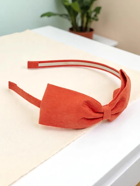 Royalfashion Opaska do włosów z kokardką Lila