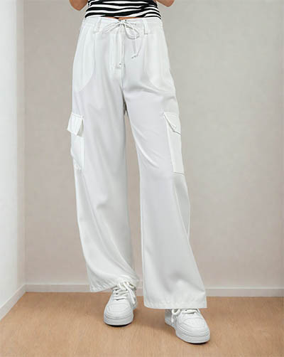 Royalfashion Szerokie spodnie damskie z kieszeniami