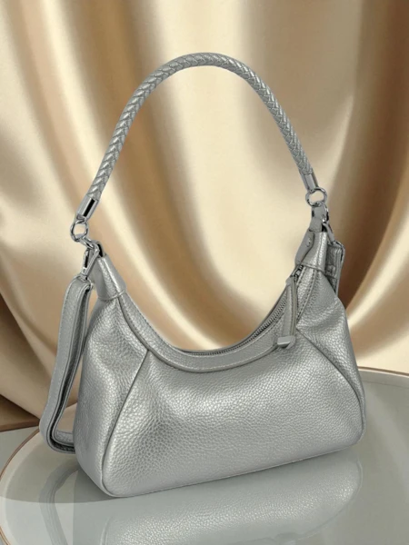 Royalfashion Mała damska torebka z eko skóry z ozdobnym paseczkiem Lacquea