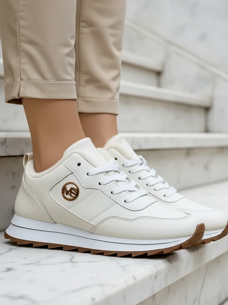 Royalfashion Alba Ocieplane Sneakersy Damskie Biale Ekoskora na Platformie