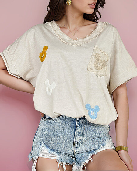 Royalfashion Damski t-shirt z naszywkami