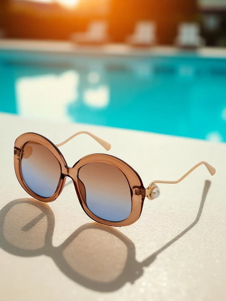 Royalfashion Okulary przeciwsłoneczne z ozdobnymi nausznikami Glam Shine