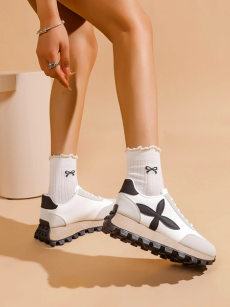 Royalfashion Sportowe sneakersy damskie na grubszej podeszwie Aloqa