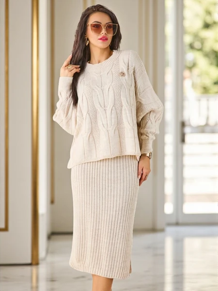 Royalfashion Akrylowy pleciony komplet damski ze swetrem i spódnicą Warm&Fuzzy