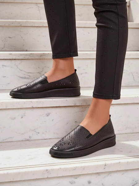 Чорна Елегантність Ікона