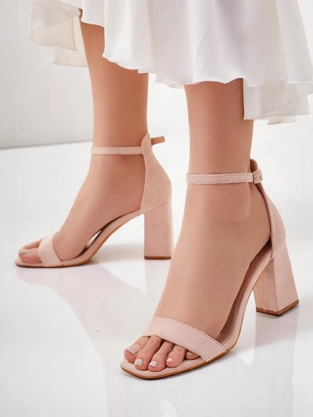 Royalfashion Damskie sandały eko zamszowe Qwadrat