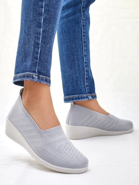 Royalfashion Mokasyny damskie na niskim koturnie Epoles